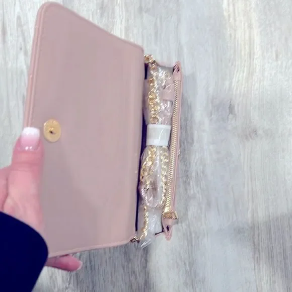 Bebe Women's Abigail Logo Top Crossbody NWT - Picture 3 of 7